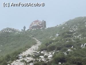 [P11] Refugiul de la Vf. Ascuțit » foto by Mika
 - 
<span class="allrVoted glyphicon glyphicon-heart hidden" id="av1508278"></span>
<a class="m-l-10 hidden" id="sv1508278" onclick="voting_Foto_DelVot(,1508278,5764)" role="button">șterge vot <span class="glyphicon glyphicon-remove"></span></a>
<a id="v91508278" class=" c-red"  onclick="voting_Foto_SetVot(1508278)" role="button"><span class="glyphicon glyphicon-heart-empty"></span> <b>LIKE</b> = Votează poza</a> <img class="hidden"  id="f1508278W9" src="/imagini/loader.gif" border="0" /><span class="AjErrMes hidden" id="e1508278ErM"></span>