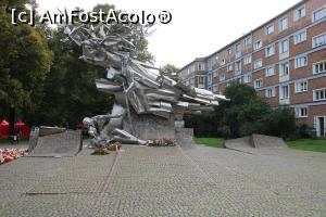 [P01] Gdańsk, Pomnik Obrońców Poczty Polskiej - Monumentul apărătorilor oficiului poștal polonez » foto by mprofeanu
 - 
<span class="allrVoted glyphicon glyphicon-heart hidden" id="av1383710"></span>
<a class="m-l-10 hidden" id="sv1383710" onclick="voting_Foto_DelVot(,1383710,5798)" role="button">șterge vot <span class="glyphicon glyphicon-remove"></span></a>
<a id="v91383710" class=" c-red"  onclick="voting_Foto_SetVot(1383710)" role="button"><span class="glyphicon glyphicon-heart-empty"></span> <b>LIKE</b> = Votează poza</a> <img class="hidden"  id="f1383710W9" src="/imagini/loader.gif" border="0" /><span class="AjErrMes hidden" id="e1383710ErM"></span>