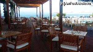 [P19] Hotel Skiathos Palace - terasa barului de la piscină » foto by Cris
 - 
<span class="allrVoted glyphicon glyphicon-heart hidden" id="av631608"></span>
<a class="m-l-10 hidden" id="sv631608" onclick="voting_Foto_DelVot(,631608,5871)" role="button">șterge vot <span class="glyphicon glyphicon-remove"></span></a>
<a id="v9631608" class=" c-red"  onclick="voting_Foto_SetVot(631608)" role="button"><span class="glyphicon glyphicon-heart-empty"></span> <b>LIKE</b> = Votează poza</a> <img class="hidden"  id="f631608W9" src="/imagini/loader.gif" border="0" /><span class="AjErrMes hidden" id="e631608ErM"></span>