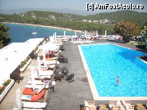 [P30] Skiathos Palace - piscina » foto by Andox
 - 
<span class="allrVoted glyphicon glyphicon-heart hidden" id="av423203"></span>
<a class="m-l-10 hidden" id="sv423203" onclick="voting_Foto_DelVot(,423203,5871)" role="button">șterge vot <span class="glyphicon glyphicon-remove"></span></a>
<a id="v9423203" class=" c-red"  onclick="voting_Foto_SetVot(423203)" role="button"><span class="glyphicon glyphicon-heart-empty"></span> <b>LIKE</b> = Votează poza</a> <img class="hidden"  id="f423203W9" src="/imagini/loader.gif" border="0" /><span class="AjErrMes hidden" id="e423203ErM"></span>