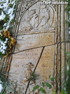 [P08] Bucuresti - Biserica Doamnei; in curtea bisericii sunt cateva pietre funerare de pe la 1850 » foto by Diaura*
 - 
<span class="allrVoted glyphicon glyphicon-heart hidden" id="av492985"></span>
<a class="m-l-10 hidden" id="sv492985" onclick="voting_Foto_DelVot(,492985,5894)" role="button">șterge vot <span class="glyphicon glyphicon-remove"></span></a>
<a id="v9492985" class=" c-red"  onclick="voting_Foto_SetVot(492985)" role="button"><span class="glyphicon glyphicon-heart-empty"></span> <b>LIKE</b> = Votează poza</a> <img class="hidden"  id="f492985W9" src="/imagini/loader.gif" border="0" /><span class="AjErrMes hidden" id="e492985ErM"></span>