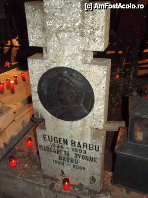 [P51] Cimitirul Bellu - mormântul lui Eugen Barbu » foto by Dragoș_MD
 - 
<span class="allrVoted glyphicon glyphicon-heart hidden" id="av510429"></span>
<a class="m-l-10 hidden" id="sv510429" onclick="voting_Foto_DelVot(,510429,5895)" role="button">șterge vot <span class="glyphicon glyphicon-remove"></span></a>
<a id="v9510429" class=" c-red"  onclick="voting_Foto_SetVot(510429)" role="button"><span class="glyphicon glyphicon-heart-empty"></span> <b>LIKE</b> = Votează poza</a> <img class="hidden"  id="f510429W9" src="/imagini/loader.gif" border="0" /><span class="AjErrMes hidden" id="e510429ErM"></span>