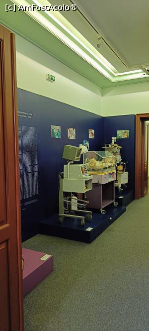 [P16] Sală de nașteri din a doua jumătate a secolul al XX-lea. » foto by tata123 🔱
 - 
<span class="allrVoted glyphicon glyphicon-heart hidden" id="av1503660"></span>
<a class="m-l-10 hidden" id="sv1503660" onclick="voting_Foto_DelVot(,1503660,5895)" role="button">șterge vot <span class="glyphicon glyphicon-remove"></span></a>
<a id="v91503660" class=" c-red"  onclick="voting_Foto_SetVot(1503660)" role="button"><span class="glyphicon glyphicon-heart-empty"></span> <b>LIKE</b> = Votează poza</a> <img class="hidden"  id="f1503660W9" src="/imagini/loader.gif" border="0" /><span class="AjErrMes hidden" id="e1503660ErM"></span>