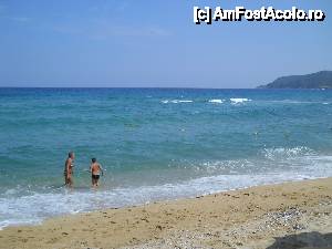 [P03] Sarti Beach, plaja curata, cu nisip fin si destul de aproape de centrul orasului.  » foto by CasiaB
 - 
<span class="allrVoted glyphicon glyphicon-heart hidden" id="av456867"></span>
<a class="m-l-10 hidden" id="sv456867" onclick="voting_Foto_DelVot(,456867,5915)" role="button">șterge vot <span class="glyphicon glyphicon-remove"></span></a>
<a id="v9456867" class=" c-red"  onclick="voting_Foto_SetVot(456867)" role="button"><span class="glyphicon glyphicon-heart-empty"></span> <b>LIKE</b> = Votează poza</a> <img class="hidden"  id="f456867W9" src="/imagini/loader.gif" border="0" /><span class="AjErrMes hidden" id="e456867ErM"></span>