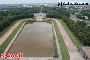 [P23] Völkerschlachtdenkmal / Lacul, simbol al lacrimilor vărsate pentru cei căzuţi în bătălie, văzut de pe prima platformă » foto by Costi
 - 
<span class="allrVoted glyphicon glyphicon-heart hidden" id="av382219"></span>
<a class="m-l-10 hidden" id="sv382219" onclick="voting_Foto_DelVot(,382219,5925)" role="button">șterge vot <span class="glyphicon glyphicon-remove"></span></a>
<a id="v9382219" class=" c-red"  onclick="voting_Foto_SetVot(382219)" role="button"><span class="glyphicon glyphicon-heart-empty"></span> <b>LIKE</b> = Votează poza</a> <img class="hidden"  id="f382219W9" src="/imagini/loader.gif" border="0" /><span class="AjErrMes hidden" id="e382219ErM"></span>