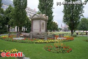 [P04] Völkerschlachtdenkmal / Monumentul lui Carl Wilhelm Müller, primar al Leipzig-ului la sfârşitul secolului al XVIII-lea.  » foto by Costi
 - 
<span class="allrVoted glyphicon glyphicon-heart hidden" id="av382200"></span>
<a class="m-l-10 hidden" id="sv382200" onclick="voting_Foto_DelVot(,382200,5925)" role="button">șterge vot <span class="glyphicon glyphicon-remove"></span></a>
<a id="v9382200" class=" c-red"  onclick="voting_Foto_SetVot(382200)" role="button"><span class="glyphicon glyphicon-heart-empty"></span> <b>LIKE</b> = Votează poza</a> <img class="hidden"  id="f382200W9" src="/imagini/loader.gif" border="0" /><span class="AjErrMes hidden" id="e382200ErM"></span>