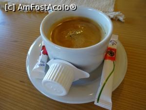 [P07] O cafea la Bran. » foto by tata123 🔱
 - 
<span class="allrVoted glyphicon glyphicon-heart hidden" id="av1187213"></span>
<a class="m-l-10 hidden" id="sv1187213" onclick="voting_Foto_DelVot(,1187213,5977)" role="button">șterge vot <span class="glyphicon glyphicon-remove"></span></a>
<a id="v91187213" class=" c-red"  onclick="voting_Foto_SetVot(1187213)" role="button"><span class="glyphicon glyphicon-heart-empty"></span> <b>LIKE</b> = Votează poza</a> <img class="hidden"  id="f1187213W9" src="/imagini/loader.gif" border="0" /><span class="AjErrMes hidden" id="e1187213ErM"></span>