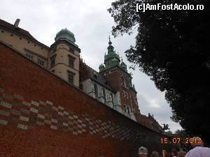 [P12] Cracovia - Castelul Wawel şi monumentul Tadeusz Kościuszko de la intrarea principală.  » foto by iulianic
 - 
<span class="allrVoted glyphicon glyphicon-heart hidden" id="av630108"></span>
<a class="m-l-10 hidden" id="sv630108" onclick="voting_Foto_DelVot(,630108,5995)" role="button">șterge vot <span class="glyphicon glyphicon-remove"></span></a>
<a id="v9630108" class=" c-red"  onclick="voting_Foto_SetVot(630108)" role="button"><span class="glyphicon glyphicon-heart-empty"></span> <b>LIKE</b> = Votează poza</a> <img class="hidden"  id="f630108W9" src="/imagini/loader.gif" border="0" /><span class="AjErrMes hidden" id="e630108ErM"></span>