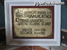 [P09] Mormântul soției lui Gavrilă Vasile, inițiatorul și finanțatorul acestei biserici. Din păcate, la 3 ani după decesul soției s-a stins și el, neapucând să mai vadă biserica sfințită » foto by bog68
 - 
<span class="allrVoted glyphicon glyphicon-heart hidden" id="av303553"></span>
<a class="m-l-10 hidden" id="sv303553" onclick="voting_Foto_DelVot(,303553,6086)" role="button">șterge vot <span class="glyphicon glyphicon-remove"></span></a>
<a id="v9303553" class=" c-red"  onclick="voting_Foto_SetVot(303553)" role="button"><span class="glyphicon glyphicon-heart-empty"></span> <b>LIKE</b> = Votează poza</a> <img class="hidden"  id="f303553W9" src="/imagini/loader.gif" border="0" /><span class="AjErrMes hidden" id="e303553ErM"></span>