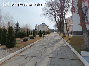 [P36] Chițcani, Mănăstirea Noul Neamț, pe alei » foto by mprofeanu
 - 
<span class="allrVoted glyphicon glyphicon-heart hidden" id="av1490435"></span>
<a class="m-l-10 hidden" id="sv1490435" onclick="voting_Foto_DelVot(,1490435,6113)" role="button">șterge vot <span class="glyphicon glyphicon-remove"></span></a>
<a id="v91490435" class=" c-red"  onclick="voting_Foto_SetVot(1490435)" role="button"><span class="glyphicon glyphicon-heart-empty"></span> <b>LIKE</b> = Votează poza</a> <img class="hidden"  id="f1490435W9" src="/imagini/loader.gif" border="0" /><span class="AjErrMes hidden" id="e1490435ErM"></span>
