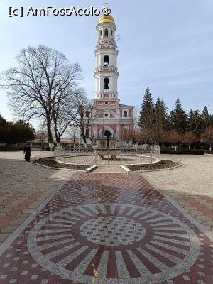 [P06] Chițcani, Mănăstirea Noul Neamț, Clopotnița și Făntâna moldovenească » foto by mprofeanu
 - 
<span class="allrVoted glyphicon glyphicon-heart hidden" id="av1490405"></span>
<a class="m-l-10 hidden" id="sv1490405" onclick="voting_Foto_DelVot(,1490405,6113)" role="button">șterge vot <span class="glyphicon glyphicon-remove"></span></a>
<a id="v91490405" class=" c-red"  onclick="voting_Foto_SetVot(1490405)" role="button"><span class="glyphicon glyphicon-heart-empty"></span> <b>LIKE</b> = Votează poza</a> <img class="hidden"  id="f1490405W9" src="/imagini/loader.gif" border="0" /><span class="AjErrMes hidden" id="e1490405ErM"></span>