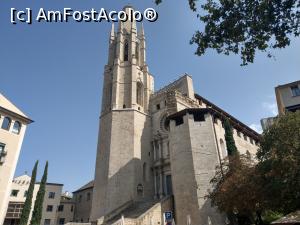 [P14] Basilica Sant Feliu, văzută din Plaça de Sant Feliu.  » foto by maryka
 - 
<span class="allrVoted glyphicon glyphicon-heart hidden" id="av1112536"></span>
<a class="m-l-10 hidden" id="sv1112536" onclick="voting_Foto_DelVot(,1112536,6115)" role="button">șterge vot <span class="glyphicon glyphicon-remove"></span></a>
<a id="v91112536" class=" c-red"  onclick="voting_Foto_SetVot(1112536)" role="button"><span class="glyphicon glyphicon-heart-empty"></span> <b>LIKE</b> = Votează poza</a> <img class="hidden"  id="f1112536W9" src="/imagini/loader.gif" border="0" /><span class="AjErrMes hidden" id="e1112536ErM"></span>