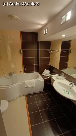 [P05] Hotel Clermont - baia » foto by Dragoș_MD
 - 
<span class="allrVoted glyphicon glyphicon-heart hidden" id="av1518809"></span>
<a class="m-l-10 hidden" id="sv1518809" onclick="voting_Foto_DelVot(,1518809,6148)" role="button">șterge vot <span class="glyphicon glyphicon-remove"></span></a>
<a id="v91518809" class=" c-red"  onclick="voting_Foto_SetVot(1518809)" role="button"><span class="glyphicon glyphicon-heart-empty"></span> <b>LIKE</b> = Votează poza</a> <img class="hidden"  id="f1518809W9" src="/imagini/loader.gif" border="0" /><span class="AjErrMes hidden" id="e1518809ErM"></span>