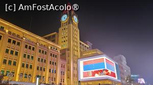 [P74] celebrul turn cu ceas al magazinului Wangfujing Department Store » foto by elenaadina
 - 
<span class="allrVoted glyphicon glyphicon-heart hidden" id="av1534386"></span>
<a class="m-l-10 hidden" id="sv1534386" onclick="voting_Foto_DelVot(,1534386,6234)" role="button">șterge vot <span class="glyphicon glyphicon-remove"></span></a>
<a id="v91534386" class=" c-red"  onclick="voting_Foto_SetVot(1534386)" role="button"><span class="glyphicon glyphicon-heart-empty"></span> <b>LIKE</b> = Votează poza</a> <img class="hidden"  id="f1534386W9" src="/imagini/loader.gif" border="0" /><span class="AjErrMes hidden" id="e1534386ErM"></span>