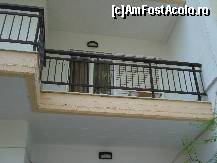 [P22] Balconul camerei noastre vazut de jos de pe terasa » foto by ileanaxperta*
 - 
<span class="allrVoted glyphicon glyphicon-heart hidden" id="av93155"></span>
<a class="m-l-10 hidden" id="sv93155" onclick="voting_Foto_DelVot(,93155,6279)" role="button">șterge vot <span class="glyphicon glyphicon-remove"></span></a>
<a id="v993155" class=" c-red"  onclick="voting_Foto_SetVot(93155)" role="button"><span class="glyphicon glyphicon-heart-empty"></span> <b>LIKE</b> = Votează poza</a> <img class="hidden"  id="f93155W9" src="/imagini/loader.gif" border="0" /><span class="AjErrMes hidden" id="e93155ErM"></span>