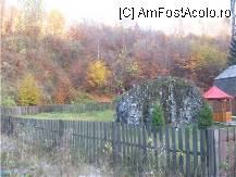 [P13] in curtea cuiva a crescut un bolovan » foto by dorgo
 - 
<span class="allrVoted glyphicon glyphicon-heart hidden" id="av89595"></span>
<a class="m-l-10 hidden" id="sv89595" onclick="voting_Foto_DelVot(,89595,6324)" role="button">șterge vot <span class="glyphicon glyphicon-remove"></span></a>
<a id="v989595" class=" c-red"  onclick="voting_Foto_SetVot(89595)" role="button"><span class="glyphicon glyphicon-heart-empty"></span> <b>LIKE</b> = Votează poza</a> <img class="hidden"  id="f89595W9" src="/imagini/loader.gif" border="0" /><span class="AjErrMes hidden" id="e89595ErM"></span>