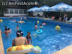 [P04] Piscina » foto by otiliacaloian
 - 
<span class="allrVoted glyphicon glyphicon-heart hidden" id="av993740"></span>
<a class="m-l-10 hidden" id="sv993740" onclick="voting_Foto_DelVot(,993740,6339)" role="button">șterge vot <span class="glyphicon glyphicon-remove"></span></a>
<a id="v9993740" class=" c-red"  onclick="voting_Foto_SetVot(993740)" role="button"><span class="glyphicon glyphicon-heart-empty"></span> <b>LIKE</b> = Votează poza</a> <img class="hidden"  id="f993740W9" src="/imagini/loader.gif" border="0" /><span class="AjErrMes hidden" id="e993740ErM"></span>