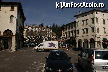 [P09] Asolo-Piazza Garibaldi » foto by mariarosa
 - 
<span class="allrVoted glyphicon glyphicon-heart hidden" id="av96865"></span>
<a class="m-l-10 hidden" id="sv96865" onclick="voting_Foto_DelVot(,96865,6366)" role="button">șterge vot <span class="glyphicon glyphicon-remove"></span></a>
<a id="v996865" class=" c-red"  onclick="voting_Foto_SetVot(96865)" role="button"><span class="glyphicon glyphicon-heart-empty"></span> <b>LIKE</b> = Votează poza</a> <img class="hidden"  id="f96865W9" src="/imagini/loader.gif" border="0" /><span class="AjErrMes hidden" id="e96865ErM"></span>