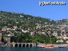 [P64] Alanya, peninsula stancoasa cu Cetatea si casute mai vechi sau mai noi vazute din Vaporasul Piratilor Arkadas 6 » foto by magdalena
 - 
<span class="allrVoted glyphicon glyphicon-heart hidden" id="av214205"></span>
<a class="m-l-10 hidden" id="sv214205" onclick="voting_Foto_DelVot(,214205,6591)" role="button">șterge vot <span class="glyphicon glyphicon-remove"></span></a>
<a id="v9214205" class=" c-red"  onclick="voting_Foto_SetVot(214205)" role="button"><span class="glyphicon glyphicon-heart-empty"></span> <b>LIKE</b> = Votează poza</a> <img class="hidden"  id="f214205W9" src="/imagini/loader.gif" border="0" /><span class="AjErrMes hidden" id="e214205ErM"></span>