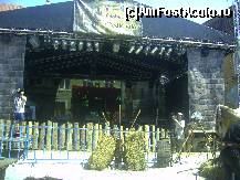 [P20] Scena amenajată în Piaţa Cavalerilor, cea mai mare piaţă » foto by krondia*
 - 
<span class="allrVoted glyphicon glyphicon-heart hidden" id="av105294"></span>
<a class="m-l-10 hidden" id="sv105294" onclick="voting_Foto_DelVot(,105294,6608)" role="button">șterge vot <span class="glyphicon glyphicon-remove"></span></a>
<a id="v9105294" class=" c-red"  onclick="voting_Foto_SetVot(105294)" role="button"><span class="glyphicon glyphicon-heart-empty"></span> <b>LIKE</b> = Votează poza</a> <img class="hidden"  id="f105294W9" src="/imagini/loader.gif" border="0" /><span class="AjErrMes hidden" id="e105294ErM"></span>