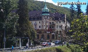 [P03] Palota Hotel văzut de la lacul Hamori. Stațiunea Lillafured din apropierea orașului Miskolc, Ungaria.  » foto by traian.leuca †
 - 
<span class="allrVoted glyphicon glyphicon-heart hidden" id="av664364"></span>
<a class="m-l-10 hidden" id="sv664364" onclick="voting_Foto_DelVot(,664364,6695)" role="button">șterge vot <span class="glyphicon glyphicon-remove"></span></a>
<a id="v9664364" class=" c-red"  onclick="voting_Foto_SetVot(664364)" role="button"><span class="glyphicon glyphicon-heart-empty"></span> <b>LIKE</b> = Votează poza</a> <img class="hidden"  id="f664364W9" src="/imagini/loader.gif" border="0" /><span class="AjErrMes hidden" id="e664364ErM"></span>