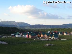 [P43] Durmitor Park - Zabljak » foto by Marian Preda
 - 
<span class="allrVoted glyphicon glyphicon-heart hidden" id="av519880"></span>
<a class="m-l-10 hidden" id="sv519880" onclick="voting_Foto_DelVot(,519880,6716)" role="button">șterge vot <span class="glyphicon glyphicon-remove"></span></a>
<a id="v9519880" class=" c-red"  onclick="voting_Foto_SetVot(519880)" role="button"><span class="glyphicon glyphicon-heart-empty"></span> <b>LIKE</b> = Votează poza</a> <img class="hidden"  id="f519880W9" src="/imagini/loader.gif" border="0" /><span class="AjErrMes hidden" id="e519880ErM"></span>