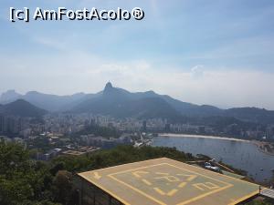 [P39] Helioportul turistic, Statuia Mantuitorului, cartierul Botafogo, plaja Botafogo si golful Guanabara vazute de pe Pao de Acucar » foto by geop
 - 
<span class="allrVoted glyphicon glyphicon-heart hidden" id="av1050274"></span>
<a class="m-l-10 hidden" id="sv1050274" onclick="voting_Foto_DelVot(,1050274,6730)" role="button">șterge vot <span class="glyphicon glyphicon-remove"></span></a>
<a id="v91050274" class=" c-red"  onclick="voting_Foto_SetVot(1050274)" role="button"><span class="glyphicon glyphicon-heart-empty"></span> <b>LIKE</b> = Votează poza</a> <img class="hidden"  id="f1050274W9" src="/imagini/loader.gif" border="0" /><span class="AjErrMes hidden" id="e1050274ErM"></span>