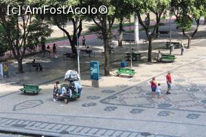 [P30] Rio de Janeiro, Praça Floriano, Cinelândia, gazdă bună pentru toți cariocas, văzută din balcon de la Theatro Municipal, niște oameni ai străzii pașnici...  » foto by mprofeanu
 - 
<span class="allrVoted glyphicon glyphicon-heart hidden" id="av1098975"></span>
<a class="m-l-10 hidden" id="sv1098975" onclick="voting_Foto_DelVot(,1098975,6730)" role="button">șterge vot <span class="glyphicon glyphicon-remove"></span></a>
<a id="v91098975" class=" c-red"  onclick="voting_Foto_SetVot(1098975)" role="button"><span class="glyphicon glyphicon-heart-empty"></span> <b>LIKE</b> = Votează poza</a> <img class="hidden"  id="f1098975W9" src="/imagini/loader.gif" border="0" /><span class="AjErrMes hidden" id="e1098975ErM"></span>