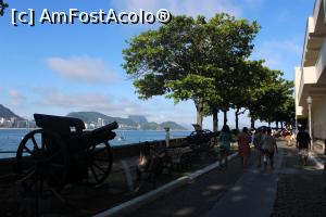 [P60] Rio de Janeiro, Fortul Copacabana, Expoziția de armament greu, în prim plan un vechi Tun de Munte, mergem spre muzeu...  » foto by mprofeanu
 - 
<span class="allrVoted glyphicon glyphicon-heart hidden" id="av1154970"></span>
<a class="m-l-10 hidden" id="sv1154970" onclick="voting_Foto_DelVot(,1154970,6730)" role="button">șterge vot <span class="glyphicon glyphicon-remove"></span></a>
<a id="v91154970" class=" c-red"  onclick="voting_Foto_SetVot(1154970)" role="button"><span class="glyphicon glyphicon-heart-empty"></span> <b>LIKE</b> = Votează poza</a> <img class="hidden"  id="f1154970W9" src="/imagini/loader.gif" border="0" /><span class="AjErrMes hidden" id="e1154970ErM"></span>