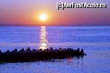 [P07] Rasaritul pe care il puteti admira din balconul dvs. de la Hotelul Nympha » foto by Griegut
 - 
<span class="allrVoted glyphicon glyphicon-heart hidden" id="av109600"></span>
<a class="m-l-10 hidden" id="sv109600" onclick="voting_Foto_DelVot(,109600,6761)" role="button">șterge vot <span class="glyphicon glyphicon-remove"></span></a>
<a id="v9109600" class=" c-red"  onclick="voting_Foto_SetVot(109600)" role="button"><span class="glyphicon glyphicon-heart-empty"></span> <b>LIKE</b> = Votează poza</a> <img class="hidden"  id="f109600W9" src="/imagini/loader.gif" border="0" /><span class="AjErrMes hidden" id="e109600ErM"></span>