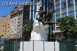 [P33] Buenos Aires, Monumento al Quijote » foto by mprofeanu
 - 
<span class="allrVoted glyphicon glyphicon-heart hidden" id="av1162728"></span>
<a class="m-l-10 hidden" id="sv1162728" onclick="voting_Foto_DelVot(,1162728,6764)" role="button">șterge vot <span class="glyphicon glyphicon-remove"></span></a>
<a id="v91162728" class=" c-red"  onclick="voting_Foto_SetVot(1162728)" role="button"><span class="glyphicon glyphicon-heart-empty"></span> <b>LIKE</b> = Votează poza</a> <img class="hidden"  id="f1162728W9" src="/imagini/loader.gif" border="0" /><span class="AjErrMes hidden" id="e1162728ErM"></span>