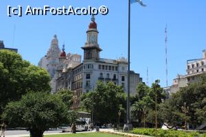 [P41] Buenos Aires, Edificio La Inmobiliaria clădirea cu cupole roșii și în spate Palacio Barolo, l-am vizitat în interior, am fost sus în cupola unde era un mare far.... » foto by mprofeanu
 - 
<span class="allrVoted glyphicon glyphicon-heart hidden" id="av1162736"></span>
<a class="m-l-10 hidden" id="sv1162736" onclick="voting_Foto_DelVot(,1162736,6764)" role="button">șterge vot <span class="glyphicon glyphicon-remove"></span></a>
<a id="v91162736" class=" c-red"  onclick="voting_Foto_SetVot(1162736)" role="button"><span class="glyphicon glyphicon-heart-empty"></span> <b>LIKE</b> = Votează poza</a> <img class="hidden"  id="f1162736W9" src="/imagini/loader.gif" border="0" /><span class="AjErrMes hidden" id="e1162736ErM"></span>