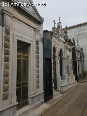 [P15] la pas prin cimitirul La Recoleta » foto by robert
 - 
<span class="allrVoted glyphicon glyphicon-heart hidden" id="av1038194"></span>
<a class="m-l-10 hidden" id="sv1038194" onclick="voting_Foto_DelVot(,1038194,6764)" role="button">șterge vot <span class="glyphicon glyphicon-remove"></span></a>
<a id="v91038194" class=" c-red"  onclick="voting_Foto_SetVot(1038194)" role="button"><span class="glyphicon glyphicon-heart-empty"></span> <b>LIKE</b> = Votează poza</a> <img class="hidden"  id="f1038194W9" src="/imagini/loader.gif" border="0" /><span class="AjErrMes hidden" id="e1038194ErM"></span>