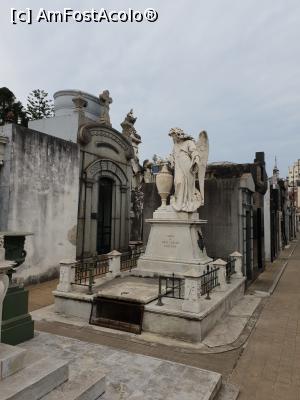 [P18] la pas prin cimitirul La Recoleta » foto by robert
 - 
<span class="allrVoted glyphicon glyphicon-heart hidden" id="av1038198"></span>
<a class="m-l-10 hidden" id="sv1038198" onclick="voting_Foto_DelVot(,1038198,6764)" role="button">șterge vot <span class="glyphicon glyphicon-remove"></span></a>
<a id="v91038198" class=" c-red"  onclick="voting_Foto_SetVot(1038198)" role="button"><span class="glyphicon glyphicon-heart-empty"></span> <b>LIKE</b> = Votează poza</a> <img class="hidden"  id="f1038198W9" src="/imagini/loader.gif" border="0" /><span class="AjErrMes hidden" id="e1038198ErM"></span>