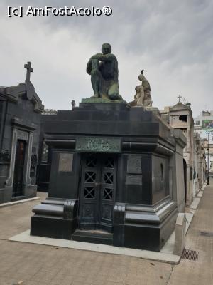 [P53] la pas prin cimitirul La Recoleta » foto by robert
 - 
<span class="allrVoted glyphicon glyphicon-heart hidden" id="av1038235"></span>
<a class="m-l-10 hidden" id="sv1038235" onclick="voting_Foto_DelVot(,1038235,6764)" role="button">șterge vot <span class="glyphicon glyphicon-remove"></span></a>
<a id="v91038235" class=" c-red"  onclick="voting_Foto_SetVot(1038235)" role="button"><span class="glyphicon glyphicon-heart-empty"></span> <b>LIKE</b> = Votează poza</a> <img class="hidden"  id="f1038235W9" src="/imagini/loader.gif" border="0" /><span class="AjErrMes hidden" id="e1038235ErM"></span>