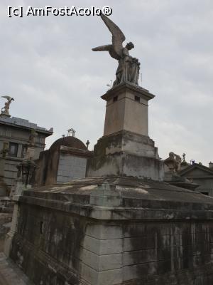 [P60] la pas prin cimitirul La Recoleta » foto by robert
 - 
<span class="allrVoted glyphicon glyphicon-heart hidden" id="av1038242"></span>
<a class="m-l-10 hidden" id="sv1038242" onclick="voting_Foto_DelVot(,1038242,6764)" role="button">șterge vot <span class="glyphicon glyphicon-remove"></span></a>
<a id="v91038242" class=" c-red"  onclick="voting_Foto_SetVot(1038242)" role="button"><span class="glyphicon glyphicon-heart-empty"></span> <b>LIKE</b> = Votează poza</a> <img class="hidden"  id="f1038242W9" src="/imagini/loader.gif" border="0" /><span class="AjErrMes hidden" id="e1038242ErM"></span>