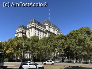 [P55] Edificio Libertador » foto by AZE
 - 
<span class="allrVoted glyphicon glyphicon-heart hidden" id="av1533271"></span>
<a class="m-l-10 hidden" id="sv1533271" onclick="voting_Foto_DelVot(,1533271,6764)" role="button">șterge vot <span class="glyphicon glyphicon-remove"></span></a>
<a id="v91533271" class=" c-red"  onclick="voting_Foto_SetVot(1533271)" role="button"><span class="glyphicon glyphicon-heart-empty"></span> <b>LIKE</b> = Votează poza</a> <img class="hidden"  id="f1533271W9" src="/imagini/loader.gif" border="0" /><span class="AjErrMes hidden" id="e1533271ErM"></span>