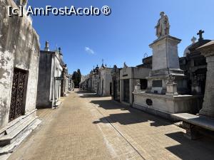 [P39] Cimitirul Recoleta » foto by AZE
 - 
<span class="allrVoted glyphicon glyphicon-heart hidden" id="av1533633"></span>
<a class="m-l-10 hidden" id="sv1533633" onclick="voting_Foto_DelVot(,1533633,6764)" role="button">șterge vot <span class="glyphicon glyphicon-remove"></span></a>
<a id="v91533633" class=" c-red"  onclick="voting_Foto_SetVot(1533633)" role="button"><span class="glyphicon glyphicon-heart-empty"></span> <b>LIKE</b> = Votează poza</a> <img class="hidden"  id="f1533633W9" src="/imagini/loader.gif" border="0" /><span class="AjErrMes hidden" id="e1533633ErM"></span>