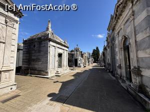 [P40] Cimitirul Recoleta » foto by AZE
 - 
<span class="allrVoted glyphicon glyphicon-heart hidden" id="av1533634"></span>
<a class="m-l-10 hidden" id="sv1533634" onclick="voting_Foto_DelVot(,1533634,6764)" role="button">șterge vot <span class="glyphicon glyphicon-remove"></span></a>
<a id="v91533634" class=" c-red"  onclick="voting_Foto_SetVot(1533634)" role="button"><span class="glyphicon glyphicon-heart-empty"></span> <b>LIKE</b> = Votează poza</a> <img class="hidden"  id="f1533634W9" src="/imagini/loader.gif" border="0" /><span class="AjErrMes hidden" id="e1533634ErM"></span>