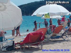 [P02] Valtos Beach aglomerata cu turiști la orele amiezii.  » foto by ovidiuyepi
 - 
<span class="allrVoted glyphicon glyphicon-heart hidden" id="av668255"></span>
<a class="m-l-10 hidden" id="sv668255" onclick="voting_Foto_DelVot(,668255,6811)" role="button">șterge vot <span class="glyphicon glyphicon-remove"></span></a>
<a id="v9668255" class=" c-red"  onclick="voting_Foto_SetVot(668255)" role="button"><span class="glyphicon glyphicon-heart-empty"></span> <b>LIKE</b> = Votează poza</a> <img class="hidden"  id="f668255W9" src="/imagini/loader.gif" border="0" /><span class="AjErrMes hidden" id="e668255ErM"></span>