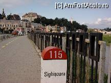 [P20] orasul Sighisoara-sus,cetatea;in stanga -apele Tarnavei » foto by ms65
 - 
<span class="allrVoted glyphicon glyphicon-heart hidden" id="av112467"></span>
<a class="m-l-10 hidden" id="sv112467" onclick="voting_Foto_DelVot(,112467,6844)" role="button">șterge vot <span class="glyphicon glyphicon-remove"></span></a>
<a id="v9112467" class=" c-red"  onclick="voting_Foto_SetVot(112467)" role="button"><span class="glyphicon glyphicon-heart-empty"></span> <b>LIKE</b> = Votează poza</a> <img class="hidden"  id="f112467W9" src="/imagini/loader.gif" border="0" /><span class="AjErrMes hidden" id="e112467ErM"></span>