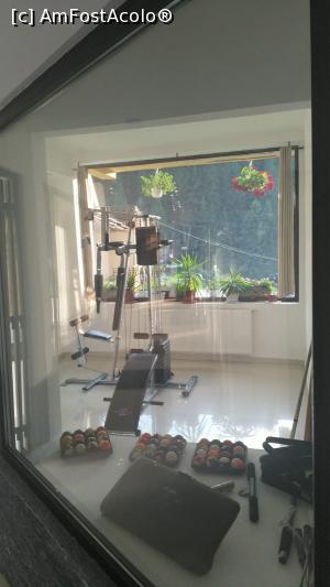 [P01] Aceasta este sala de fitness » foto by Gartonea
 - 
<span class="allrVoted glyphicon glyphicon-heart hidden" id="av1091594"></span>
<a class="m-l-10 hidden" id="sv1091594" onclick="voting_Foto_DelVot(,1091594,6845)" role="button">șterge vot <span class="glyphicon glyphicon-remove"></span></a>
<a id="v91091594" class=" c-red"  onclick="voting_Foto_SetVot(1091594)" role="button"><span class="glyphicon glyphicon-heart-empty"></span> <b>LIKE</b> = Votează poza</a> <img class="hidden"  id="f1091594W9" src="/imagini/loader.gif" border="0" /><span class="AjErrMes hidden" id="e1091594ErM"></span>