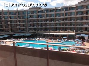 [P13] Vedere din balconul nostrum către hotelul de vis-à-vis.  » foto by Aurici
 - 
<span class="allrVoted glyphicon glyphicon-heart hidden" id="av819041"></span>
<a class="m-l-10 hidden" id="sv819041" onclick="voting_Foto_DelVot(,819041,6880)" role="button">șterge vot <span class="glyphicon glyphicon-remove"></span></a>
<a id="v9819041" class=" c-red"  onclick="voting_Foto_SetVot(819041)" role="button"><span class="glyphicon glyphicon-heart-empty"></span> <b>LIKE</b> = Votează poza</a> <img class="hidden"  id="f819041W9" src="/imagini/loader.gif" border="0" /><span class="AjErrMes hidden" id="e819041ErM"></span>