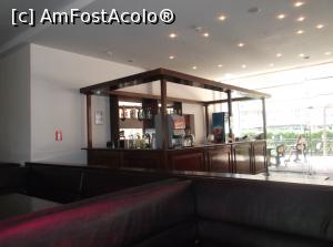 [P22] Și barul din lobby de care băieții au fost mulțumiți.  » foto by Aurici
 - 
<span class="allrVoted glyphicon glyphicon-heart hidden" id="av819060"></span>
<a class="m-l-10 hidden" id="sv819060" onclick="voting_Foto_DelVot(,819060,6880)" role="button">șterge vot <span class="glyphicon glyphicon-remove"></span></a>
<a id="v9819060" class=" c-red"  onclick="voting_Foto_SetVot(819060)" role="button"><span class="glyphicon glyphicon-heart-empty"></span> <b>LIKE</b> = Votează poza</a> <img class="hidden"  id="f819060W9" src="/imagini/loader.gif" border="0" /><span class="AjErrMes hidden" id="e819060ErM"></span>