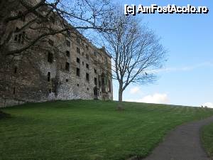 [P01] Castelul Linlithgow, văzut de pe pajiștea dintre el și lac.  » foto by ariciu
 - 
<span class="allrVoted glyphicon glyphicon-heart hidden" id="av502378"></span>
<a class="m-l-10 hidden" id="sv502378" onclick="voting_Foto_DelVot(,502378,6898)" role="button">șterge vot <span class="glyphicon glyphicon-remove"></span></a>
<a id="v9502378" class=" c-red"  onclick="voting_Foto_SetVot(502378)" role="button"><span class="glyphicon glyphicon-heart-empty"></span> <b>LIKE</b> = Votează poza</a> <img class="hidden"  id="f502378W9" src="/imagini/loader.gif" border="0" /><span class="AjErrMes hidden" id="e502378ErM"></span>