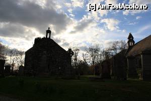 [P52] Biserica și cimitirul din Balquhidder în penumbră.  » foto by ariciu
 - 
<span class="allrVoted glyphicon glyphicon-heart hidden" id="av502429"></span>
<a class="m-l-10 hidden" id="sv502429" onclick="voting_Foto_DelVot(,502429,6898)" role="button">șterge vot <span class="glyphicon glyphicon-remove"></span></a>
<a id="v9502429" class=" c-red"  onclick="voting_Foto_SetVot(502429)" role="button"><span class="glyphicon glyphicon-heart-empty"></span> <b>LIKE</b> = Votează poza</a> <img class="hidden"  id="f502429W9" src="/imagini/loader.gif" border="0" /><span class="AjErrMes hidden" id="e502429ErM"></span>