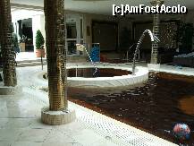 [P16] Hotel Aurum Hajduszoboszlo - piscina acoperită. În fundal jacuzzi-ul. » foto by creivean
 - 
<span class="allrVoted glyphicon glyphicon-heart hidden" id="av264957"></span>
<a class="m-l-10 hidden" id="sv264957" onclick="voting_Foto_DelVot(,264957,6985)" role="button">șterge vot <span class="glyphicon glyphicon-remove"></span></a>
<a id="v9264957" class=" c-red"  onclick="voting_Foto_SetVot(264957)" role="button"><span class="glyphicon glyphicon-heart-empty"></span> <b>LIKE</b> = Votează poza</a> <img class="hidden"  id="f264957W9" src="/imagini/loader.gif" border="0" /><span class="AjErrMes hidden" id="e264957ErM"></span>