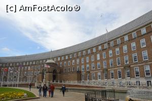 P05 [JUN-2017] Clădirea Consiliului Local din oraşul Bristol, Anglia. 