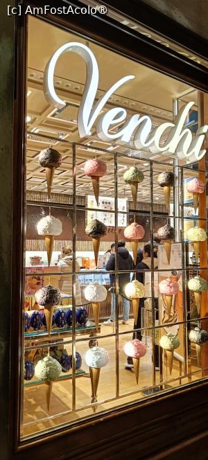 [P18] Gelaterie/ciocolaterie - Venchi. » foto by tata123 🔱
 - 
<span class="allrVoted glyphicon glyphicon-heart hidden" id="av1483921"></span>
<a class="m-l-10 hidden" id="sv1483921" onclick="voting_Foto_DelVot(,1483921,7001)" role="button">șterge vot <span class="glyphicon glyphicon-remove"></span></a>
<a id="v91483921" class=" c-red"  onclick="voting_Foto_SetVot(1483921)" role="button"><span class="glyphicon glyphicon-heart-empty"></span> <b>LIKE</b> = Votează poza</a> <img class="hidden"  id="f1483921W9" src="/imagini/loader.gif" border="0" /><span class="AjErrMes hidden" id="e1483921ErM"></span>