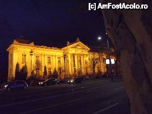 [P206] Instantanee belgrădene nocturne - Svetozar Marković - Univerzitetska biblioteka (biblioteca universitară)  » foto by Dragoș_MD
 - 
<span class="allrVoted glyphicon glyphicon-heart hidden" id="av624642"></span>
<a class="m-l-10 hidden" id="sv624642" onclick="voting_Foto_DelVot(,624642,7062)" role="button">șterge vot <span class="glyphicon glyphicon-remove"></span></a>
<a id="v9624642" class=" c-red"  onclick="voting_Foto_SetVot(624642)" role="button"><span class="glyphicon glyphicon-heart-empty"></span> <b>LIKE</b> = Votează poza</a> <img class="hidden"  id="f624642W9" src="/imagini/loader.gif" border="0" /><span class="AjErrMes hidden" id="e624642ErM"></span>